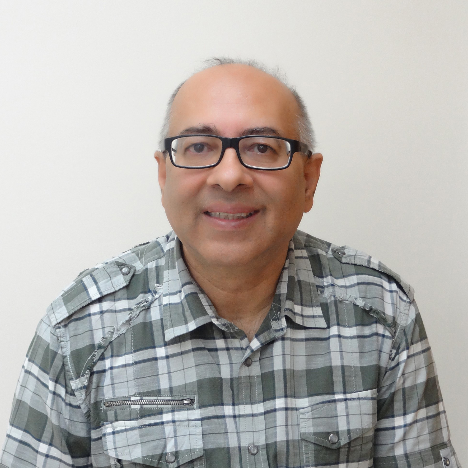 Dr Parvin Kapoor